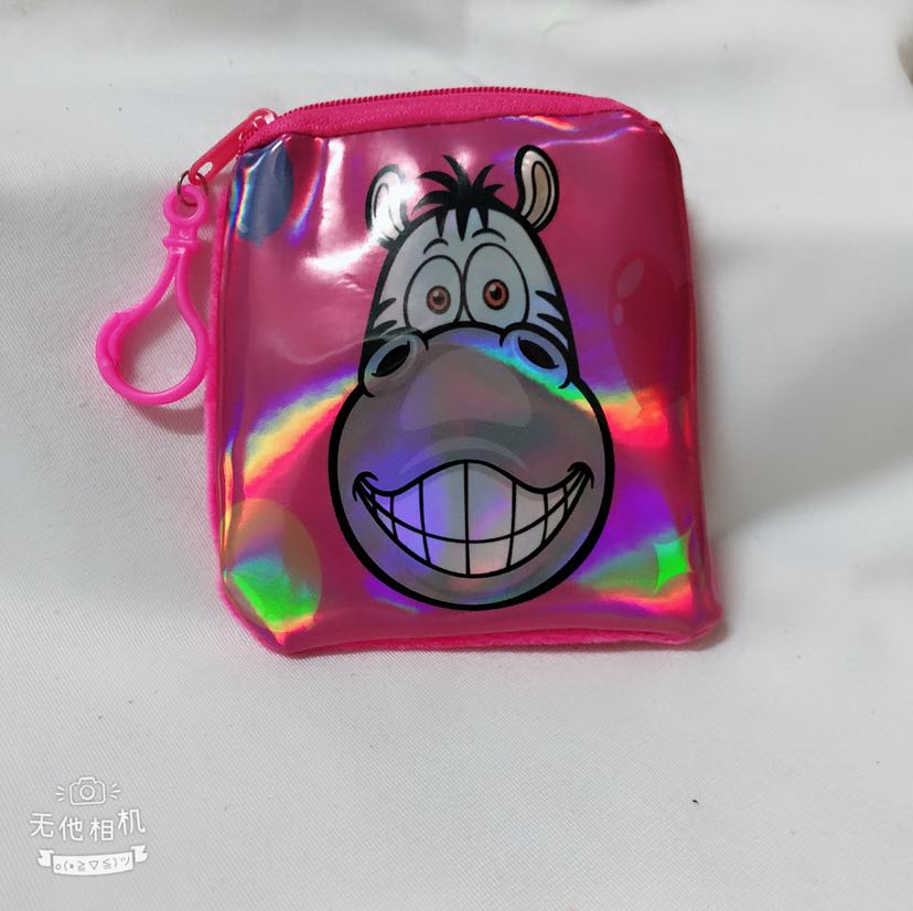 Plush toys, plush coin purses, wallet cartoon bags, printed laser printed bags Application Scenario