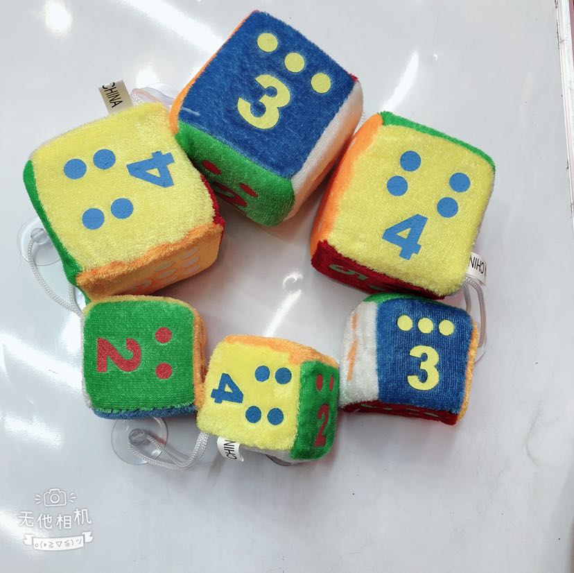 New plush toys, plush dice, new dice pendant, suction cup dice, new bestsellers Application Scenario