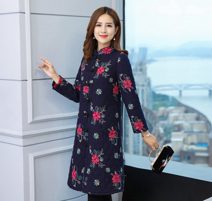 Middle-aged and elderly women's mid-length cotton-padded clothes, large-sized warm cotton-padded jackets and coats Application Scenario