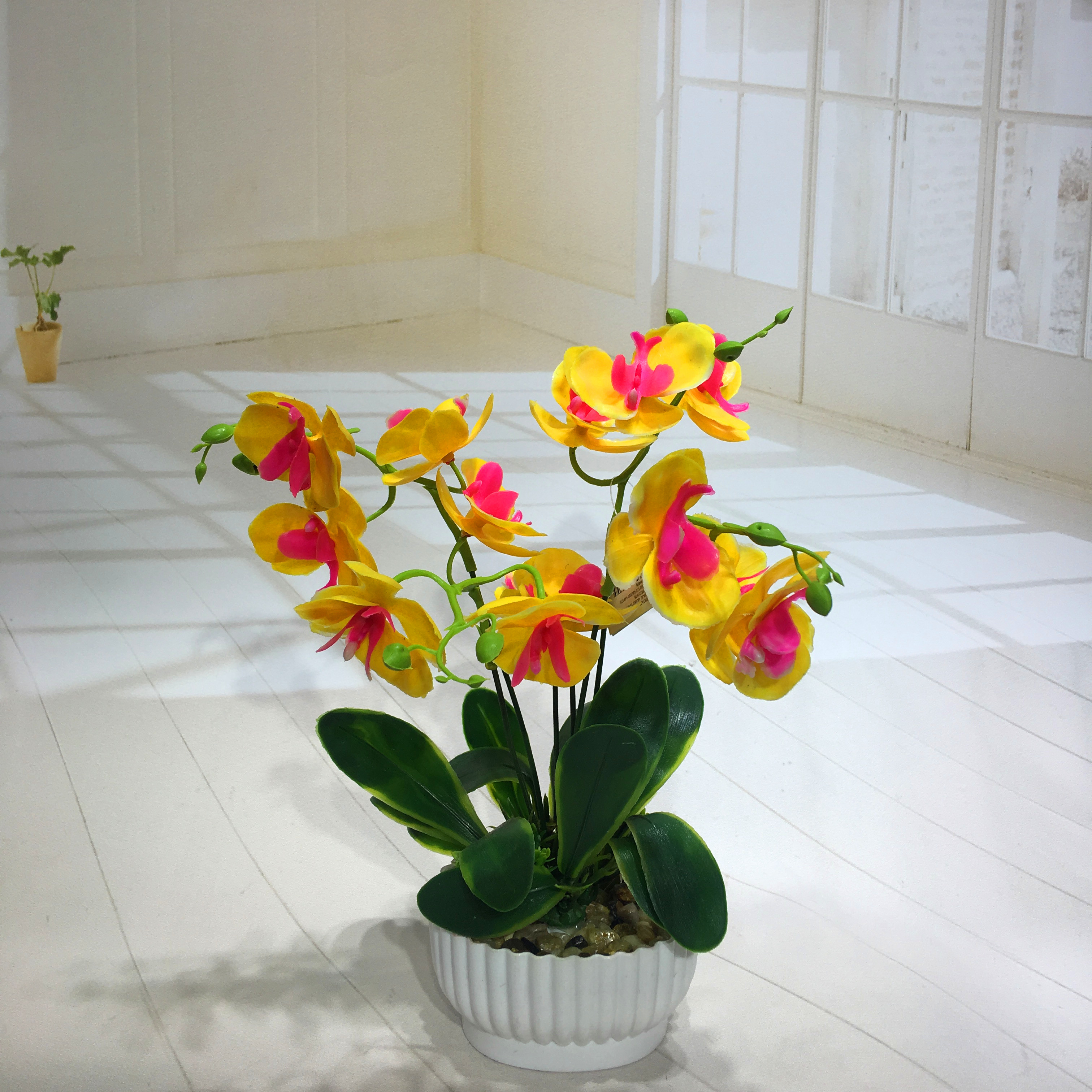 Mini artificial bonsai flowers, small potted plants, factory direct sales of artificial flower plants Application Scenario