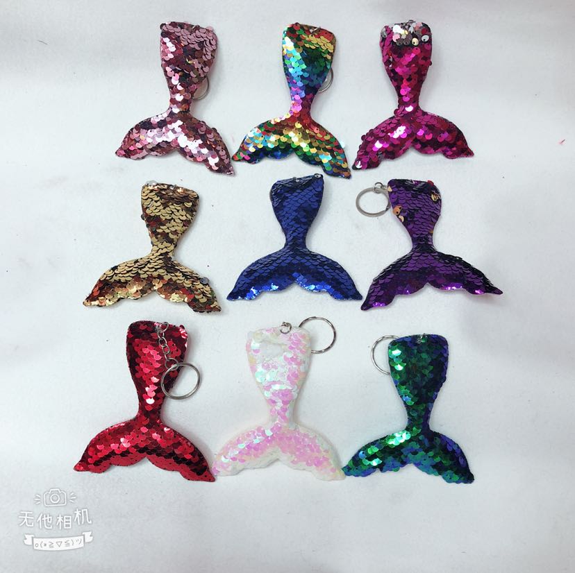Plush toy ultrasonic sequin pendant, mermaid tail sequin pendant, sequin cartoon mermaid keychain Specification drawing