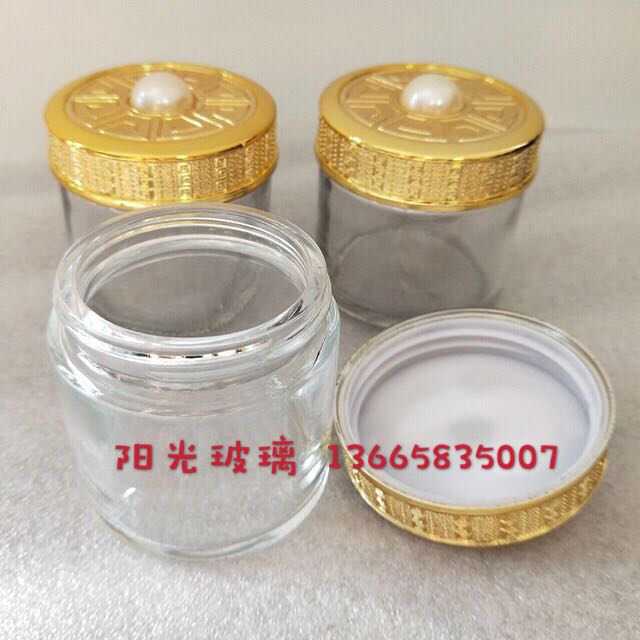 New Dubai Saffron glass bottle sealed storage items in separate bottles
