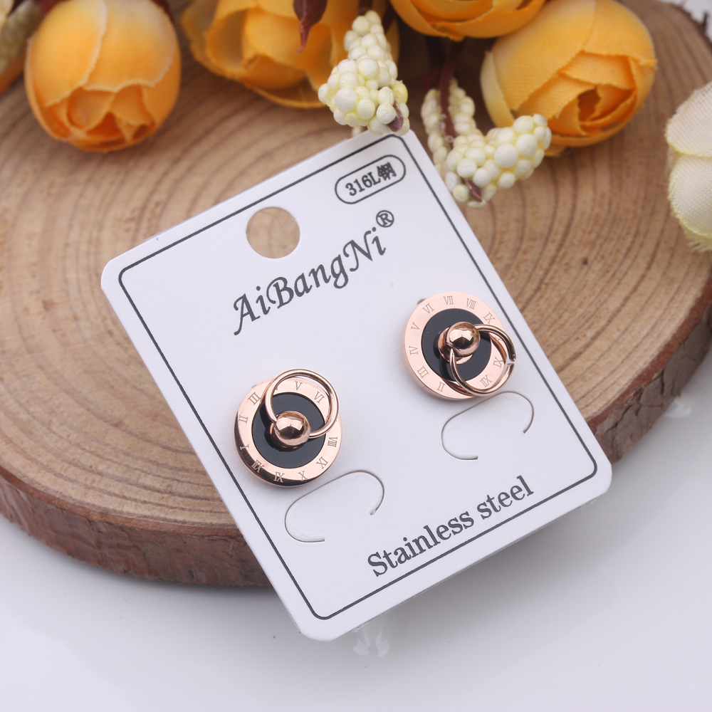 10-yuan store accessory supply: Titanium steel ear studs, women's personalized short hair ear studs, black small earrings, anti-allergy earrings details Picture