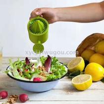 Creative Sprayer lemon Manual juicer Mini lemon juicer Cross-border lemon Juicer
