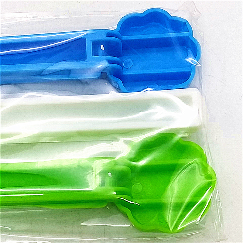 Sunshine Department Store Food bags, snack sealing clips, food clips, food moisture-proof and fresh-keeping clips, kitchen food sealers Application Scenario