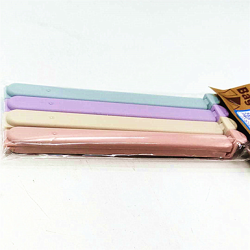 Sunshine Department Store's sealed clamps for snack bags, colorful sealed clamps, fresh-keeping and moisture-proof sealed clamps Application Scenario