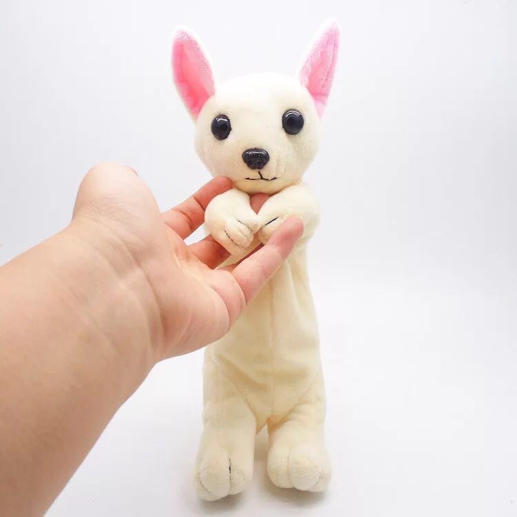 Plush toys, plush pen cases, dog pen cases, plush figurines, pen cases, children's creative gifts are given away Application Scenario