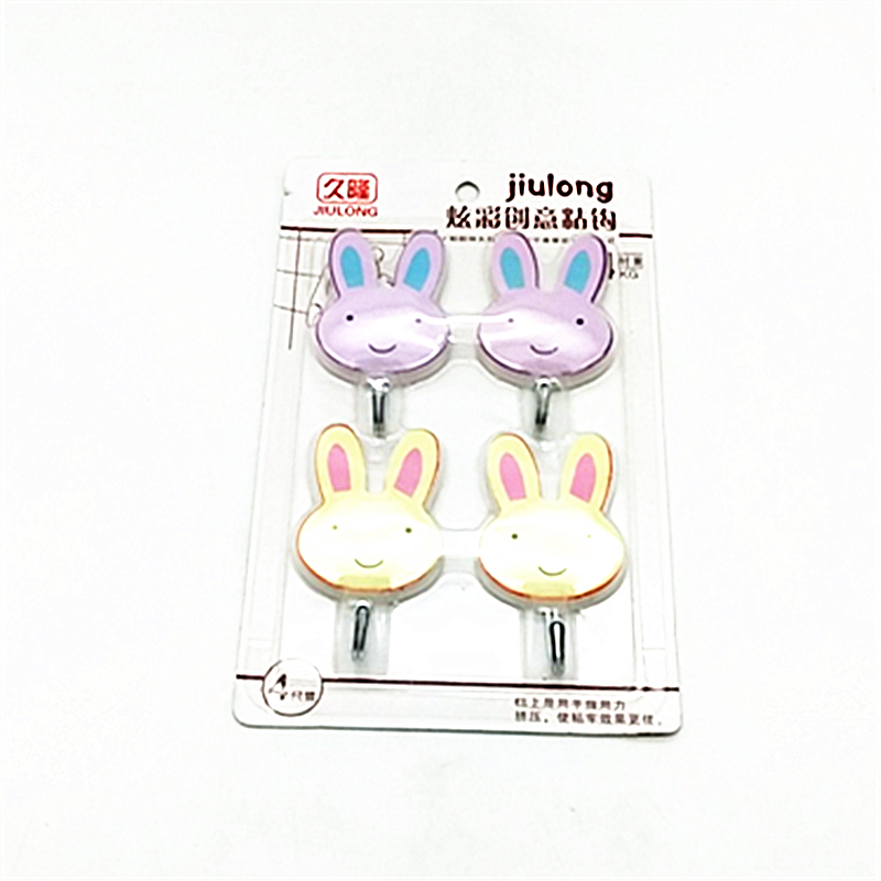 The strong adhesive hooks of Sunshine Department Store are used to bear the weight of the wall, and the clothes are hung behind the door without holes in a cartoon style, which is very cute