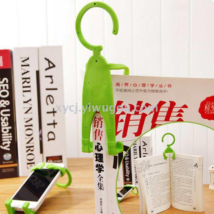 Portable human-shaped car phone stand, large-screen phone lazy person stand Application Scenario