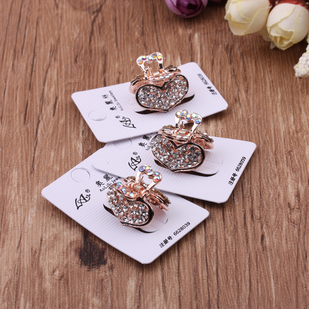 5-yuan store supply: Small hair clippers, Korean water diamond simple bangs hair clippers, mini top hair clippers details Picture