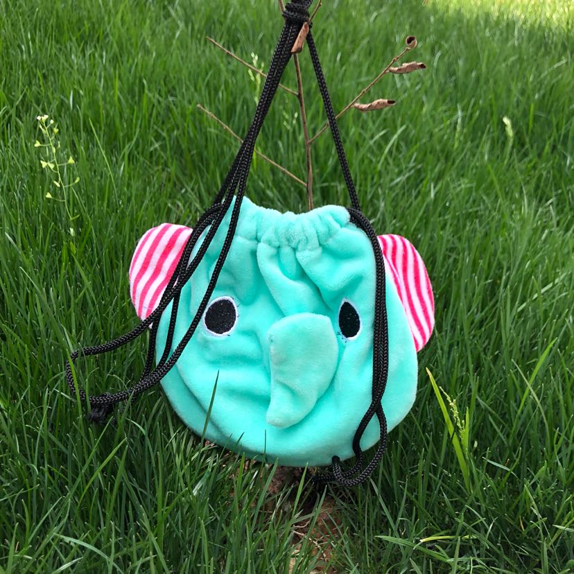 Plush toy bag, shoulder bag, little elephant mouth-sucking bag, candy bag, elephant shoulder bag, cartoon candy bag