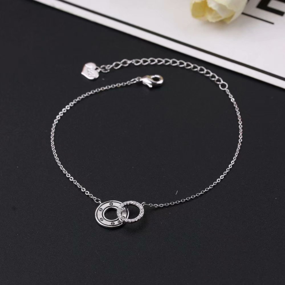 Boutique supply bracelet: Smooth little star bracelet, fashionable double-layer five-pointed star bracelet, simple jewelry for women details Picture