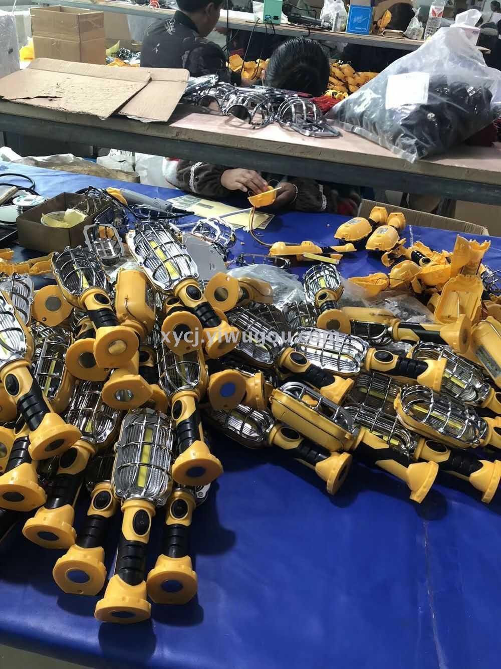 提灯、手提式电筒实物图