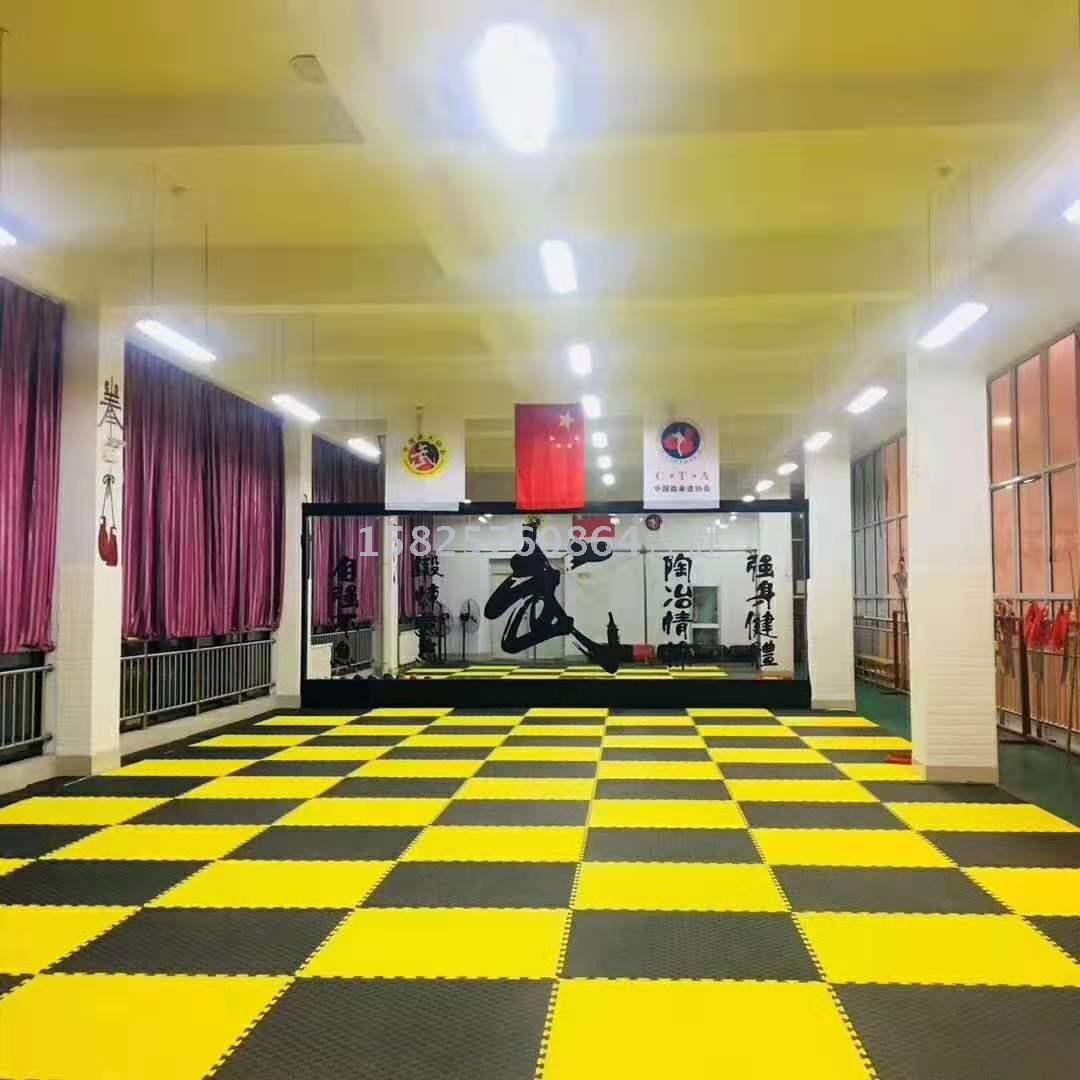 Gymgiant Muay Thai Mat/Yoga Mat/Basketball Mat/Badminton Mat Application Scenario
