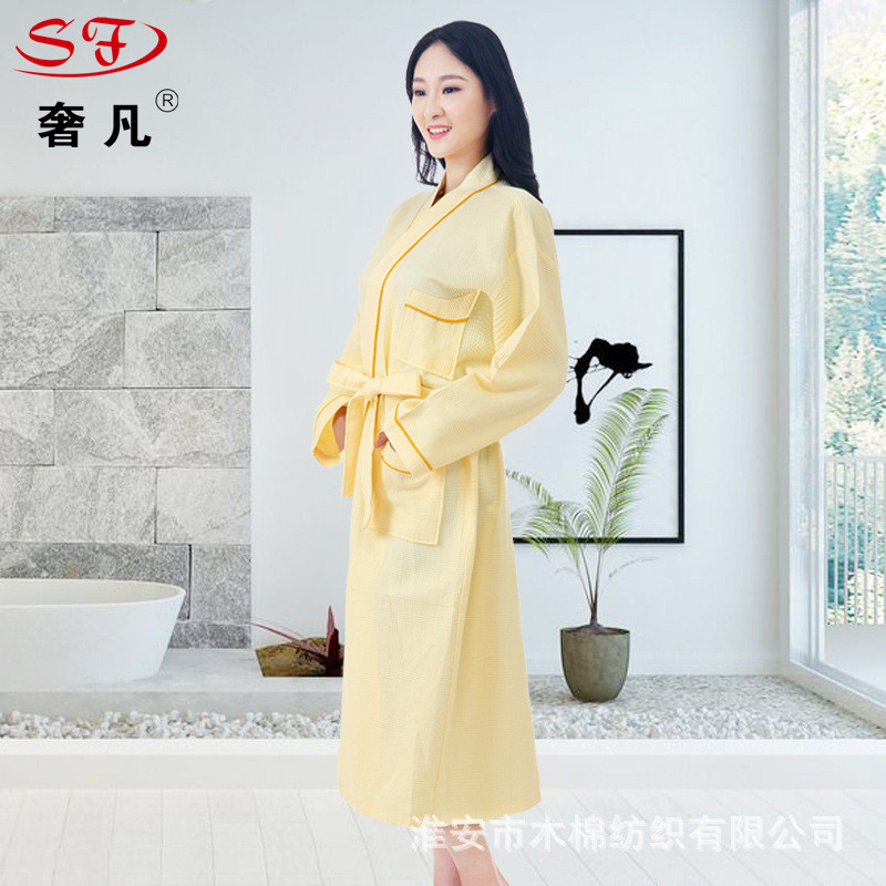 酒店浴袍实物图