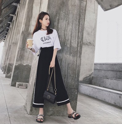 其他运动休闲服实物图