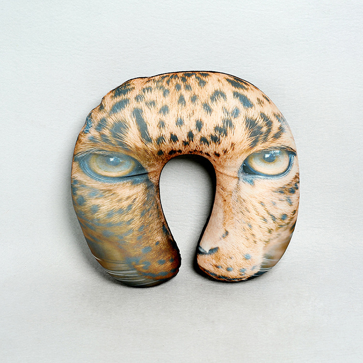 Customized wholesale of 3D printed animal head leopard print neck pillows, foam particle U-shaped neck pillows, car neck pillows and midday rest pillows details Picture