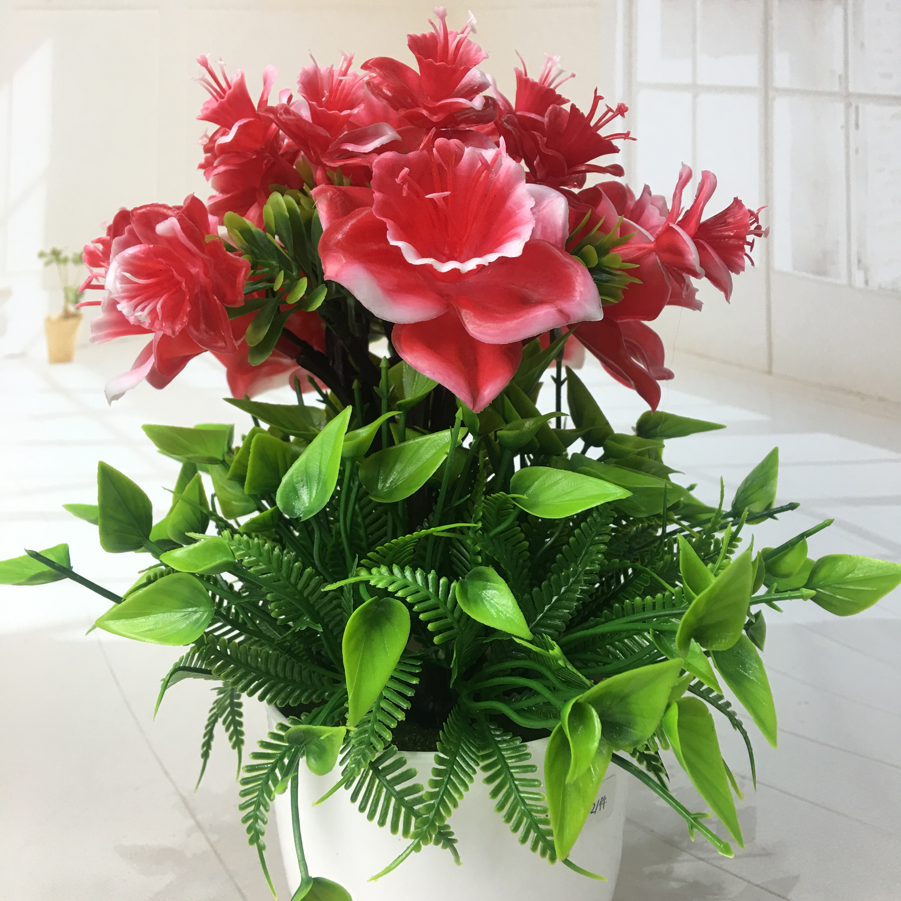 Mini artificial bonsai flowers, small potted plants, factory direct sales of artificial flower plants Application Scenario