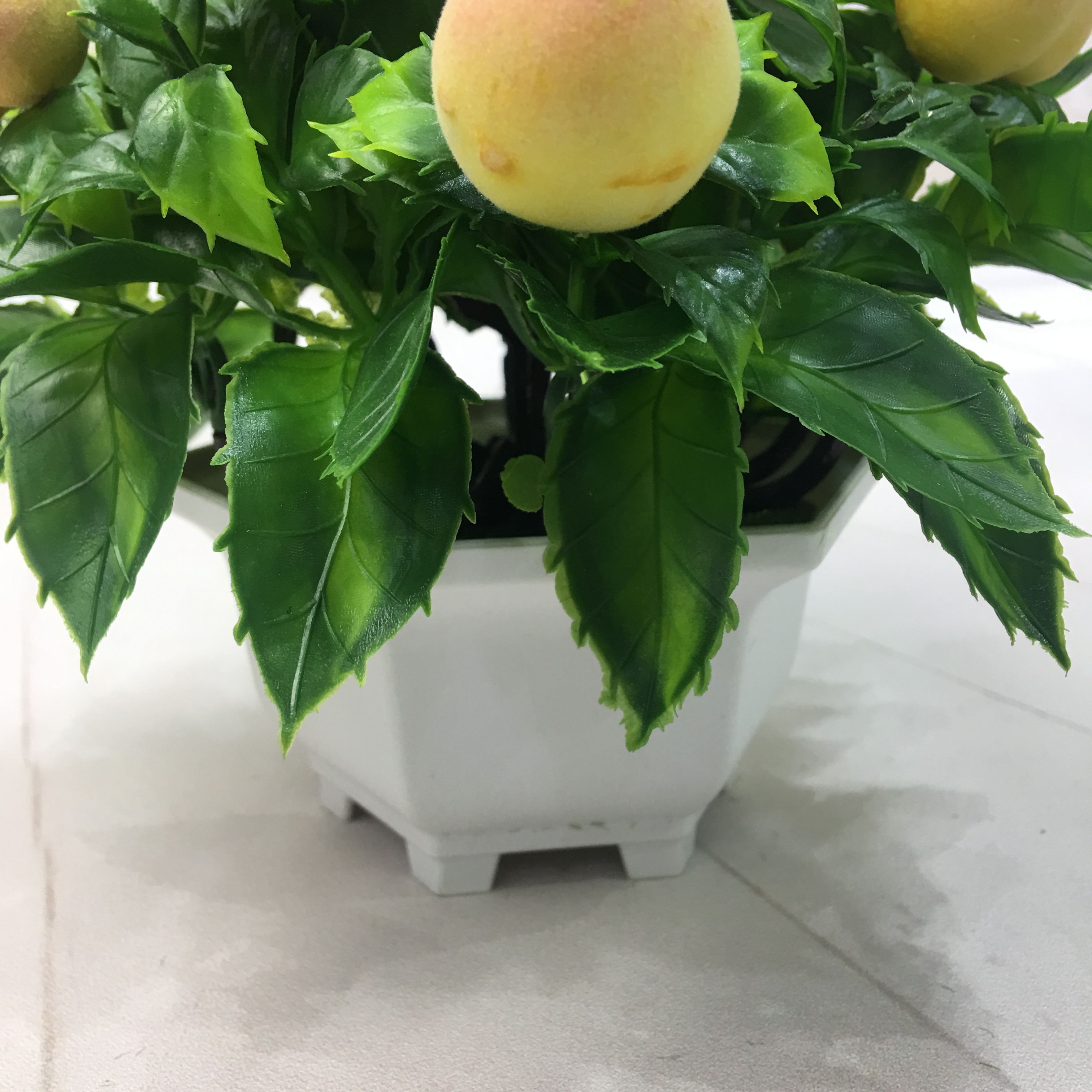Mini artificial bonsai flowers, small potted plants, factory direct sales of artificial flower plants Application Scenario