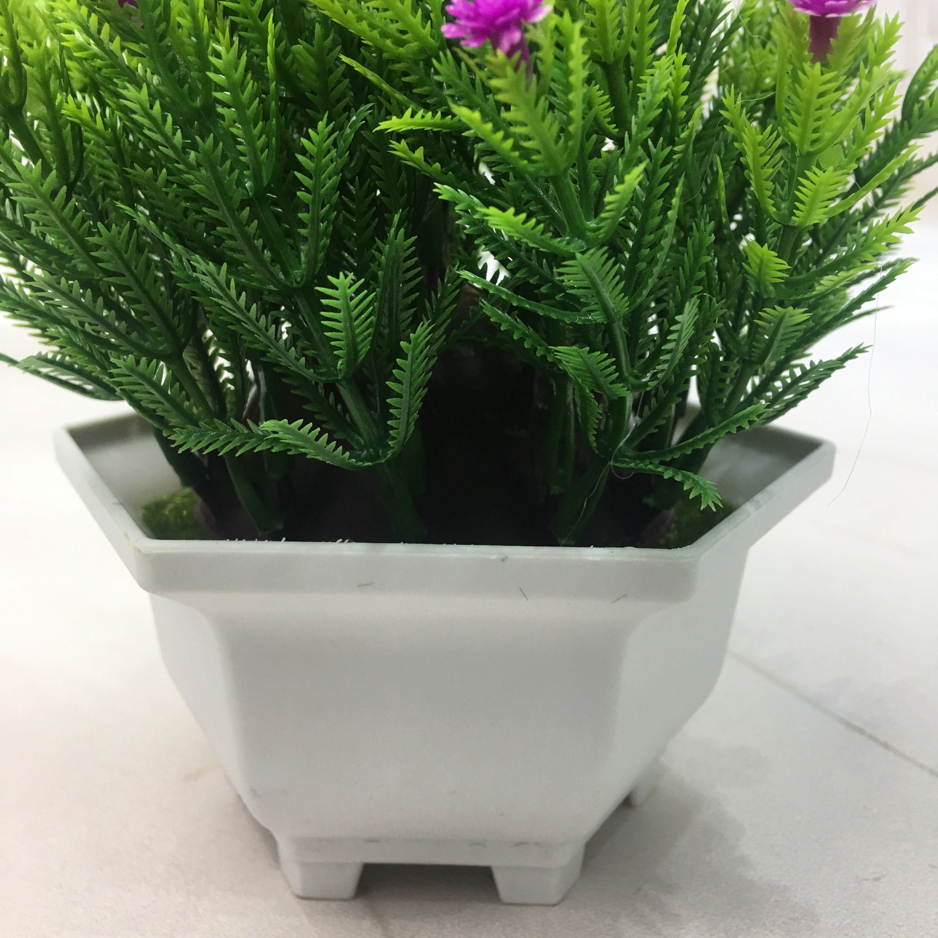 Mini artificial bonsai flowers, small potted plants, factory direct sales of artificial flower plants Application Scenario