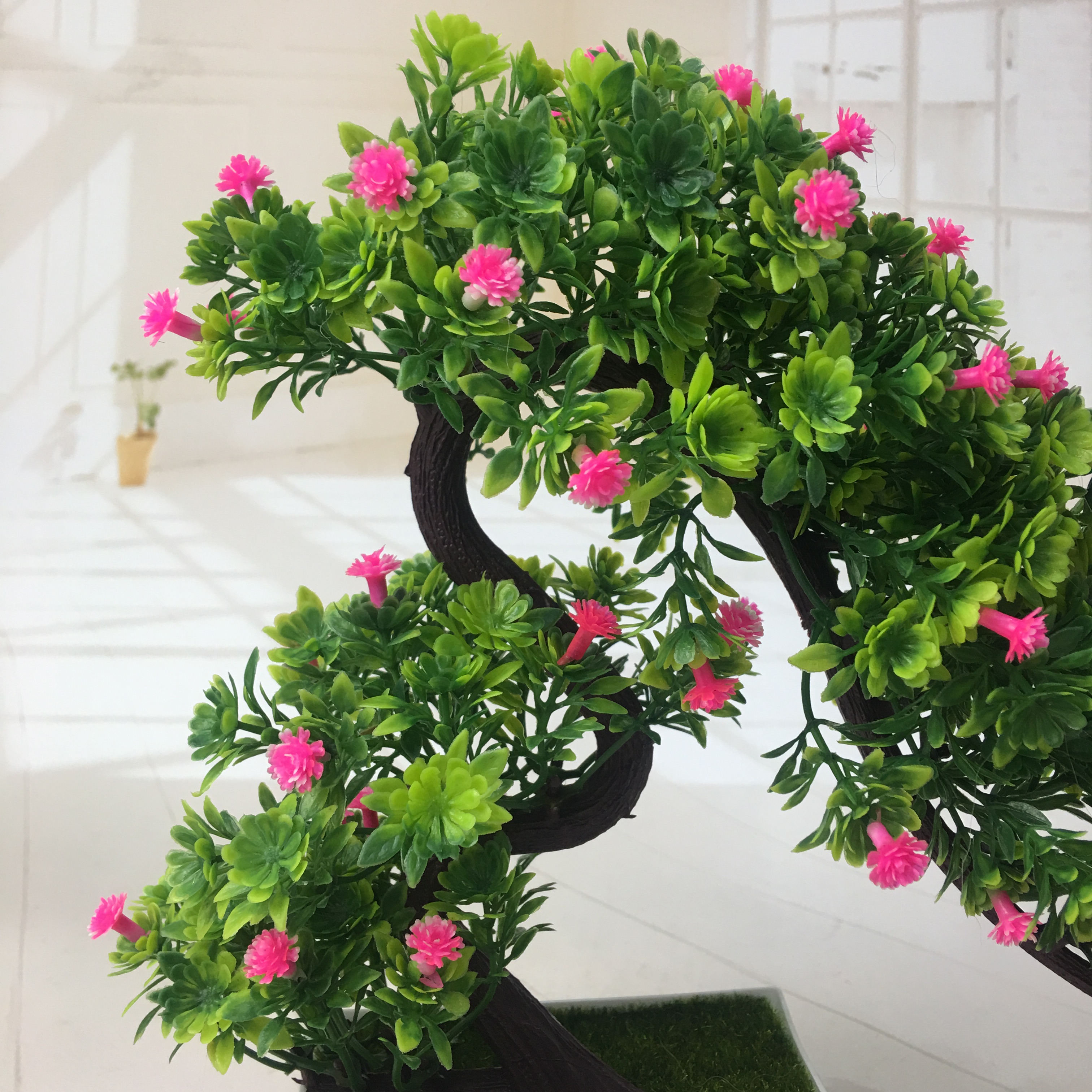 Mini artificial bonsai flowers, small potted plants, factory direct sales of artificial flower plants