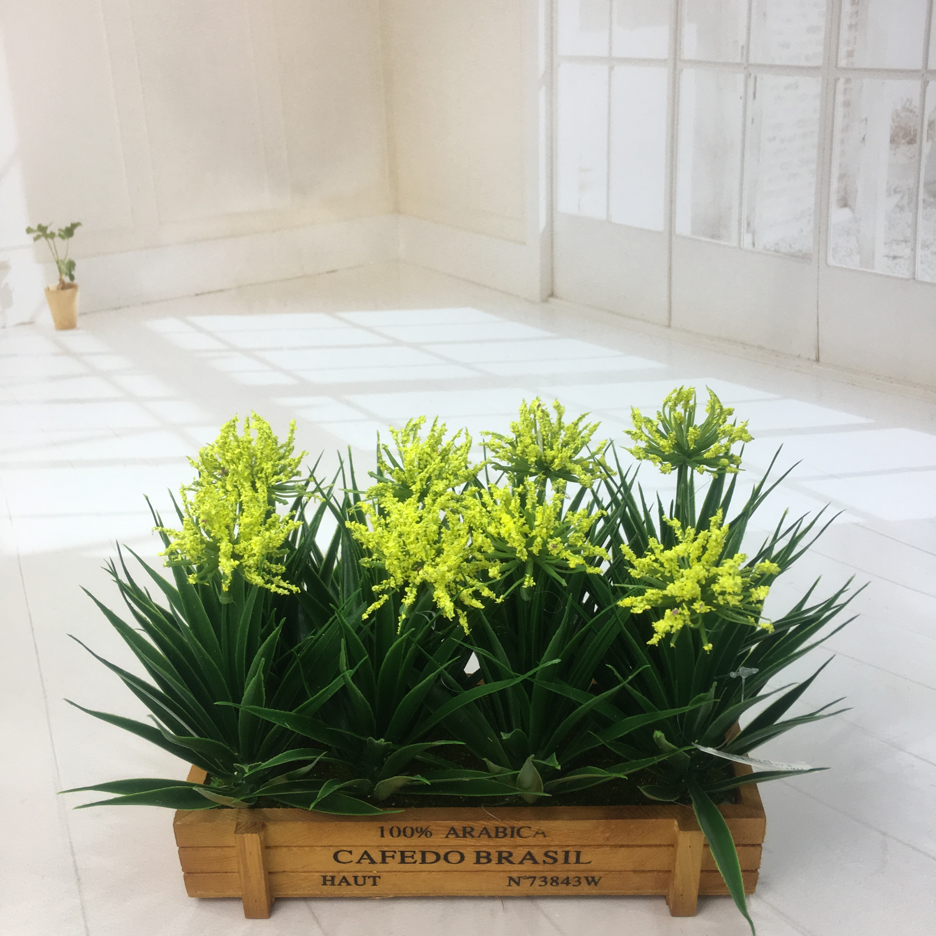 Mini artificial bonsai flowers, small potted plants, factory direct sales of artificial flower plants Application Scenario