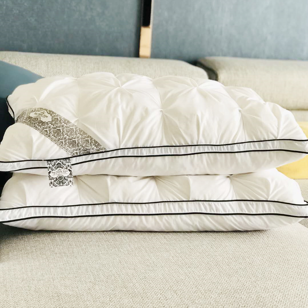 New all-cotton fiber twisted three-dimensional pillow core, down pillow core, duck slice and duck down three-dimensional pillow core, exclusively for foreign trade Specification image