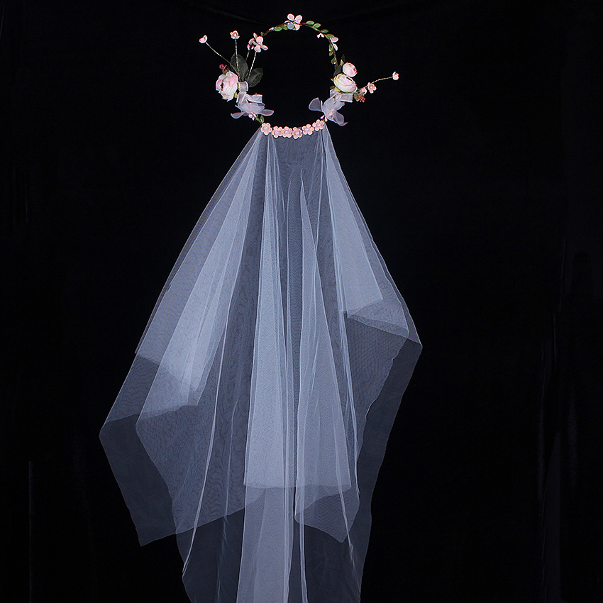 Xinyun Factory Direct sales Bride wedding Fairy veil, forest-style snow tooth small leather flower veil, new flower wreath veil for women Specification image