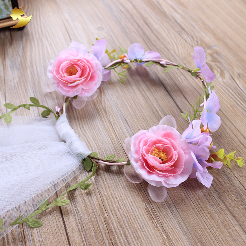 Xinyun Factory Direct sales of wedding veils, handcrafted pink rose wedding gowns, headwear and flower garlands in stock