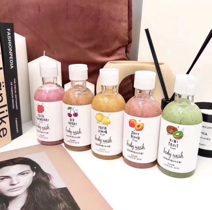 香氛身体磨砂沐浴露去角质死皮水果味磨砂膏补水清洁持久留香