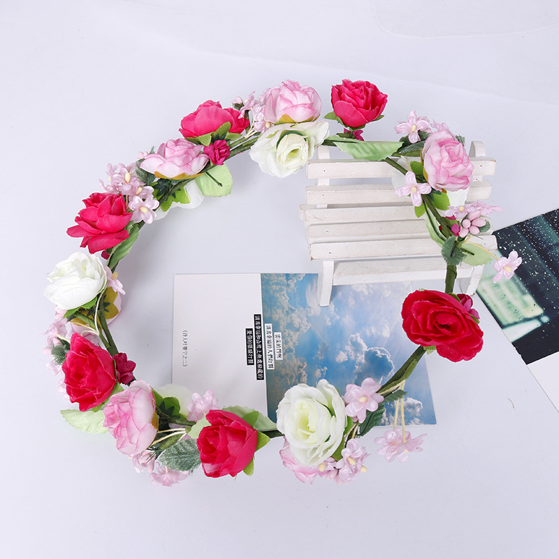 Xinyun Factory Direct sales of garland bride headwear, European and American Bohemian summer pink hair bands, Hawaiian headwear accessories Application Scenario
