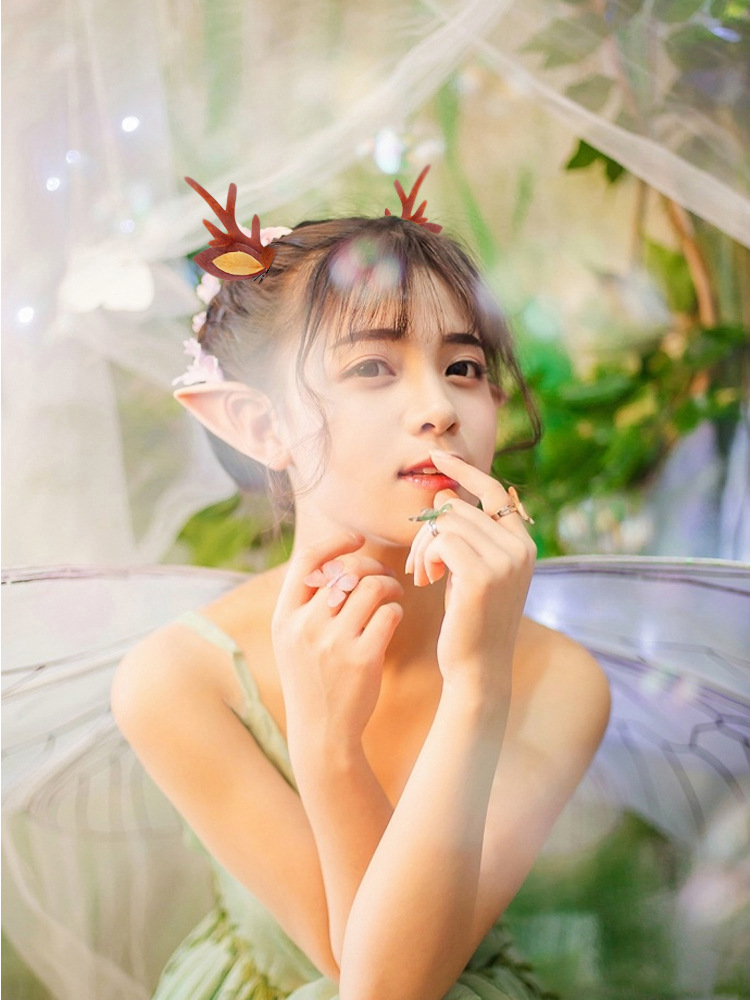 Xinyun Sen's feminine and fresh photo studio photography, antler hair clips, hair accessories, Christmas photo shoots, antler pairs details Picture