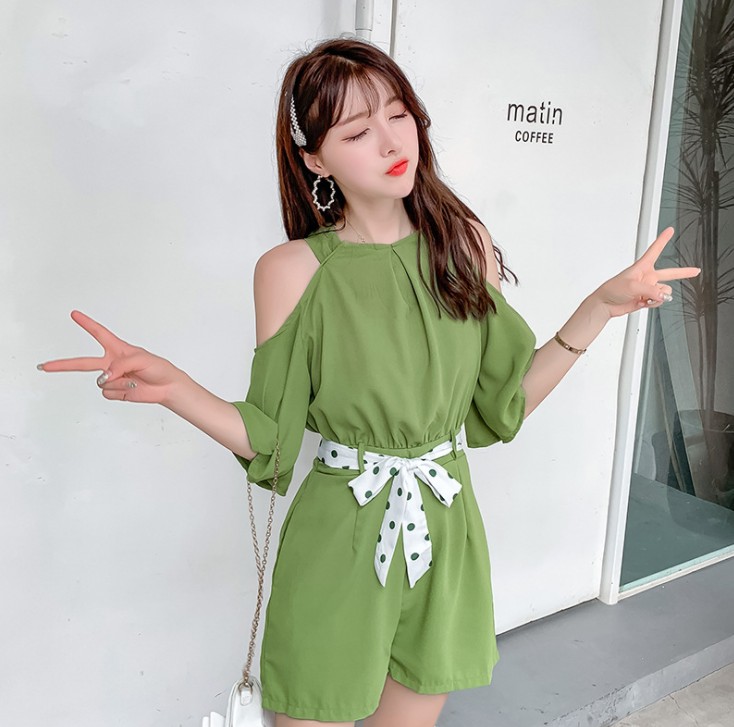 New summer high-waisted chiffon jumpsuits for women, looking petite and sexy, off-the-shoulder fashionable jumpsuits, wide-leg shorts details Picture