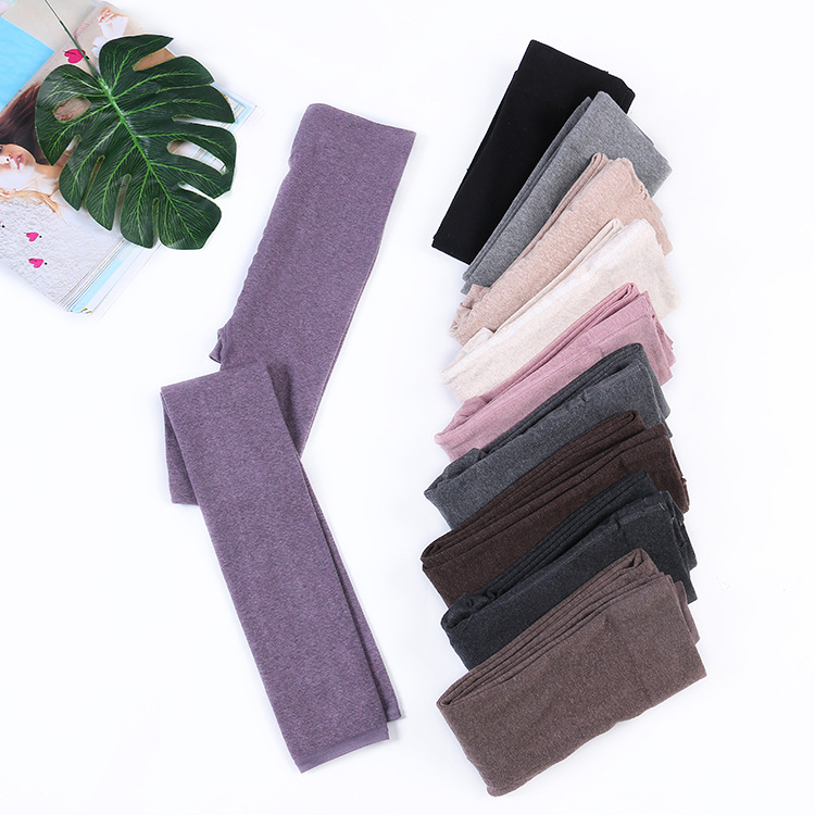 Wholesale of new spring and autumn season socks from the source in 2022. Available in a variety of colors for women