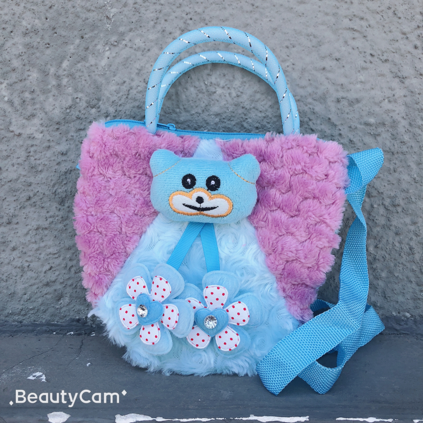 Children's cartoon bags, plush crossbody bags, single-shoulder bags, crossbody bags, gold thread handbags, cartoon bags Application Scenario