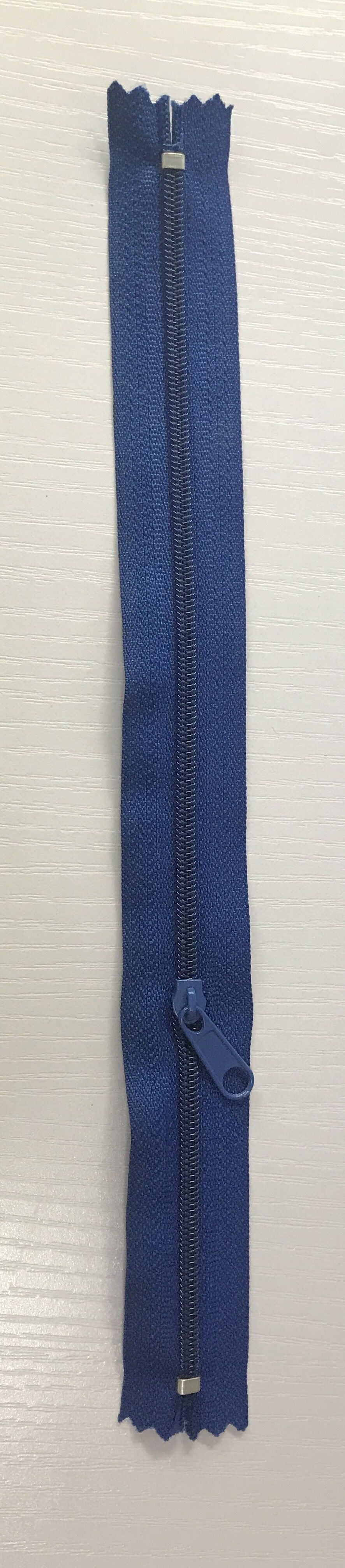 Nylon double close zipper, Size 3
