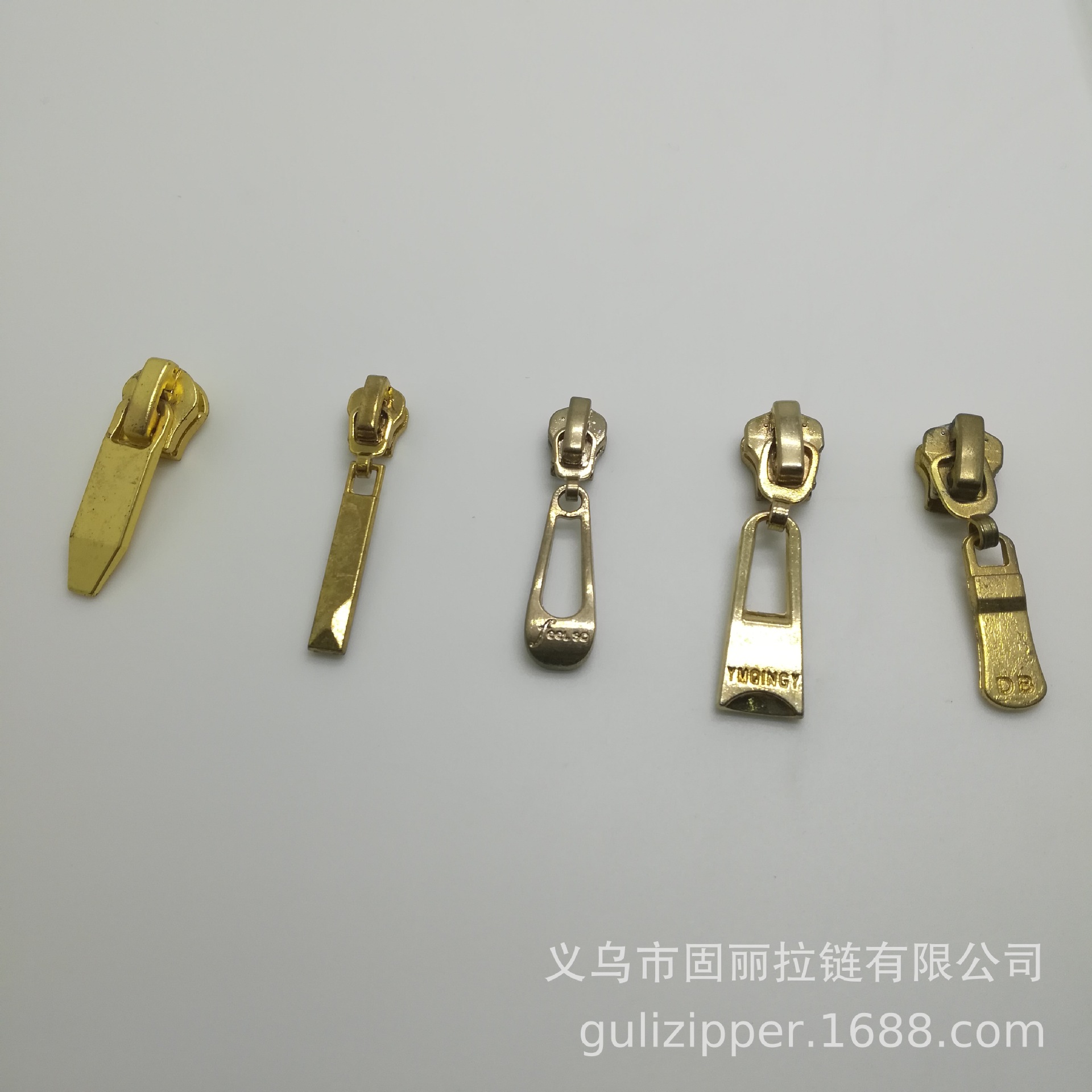 服装辅料细节图