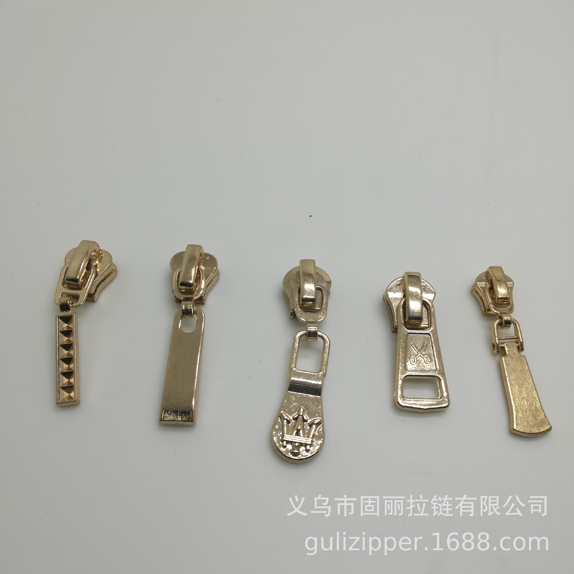 服装辅料细节图