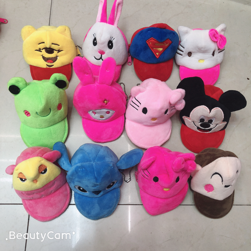 Hat wallet, three-dimensional embroidered hat wallet, baseball cap, coin wallet, cartoon coin wallet, wallet, loose change Application Scenario