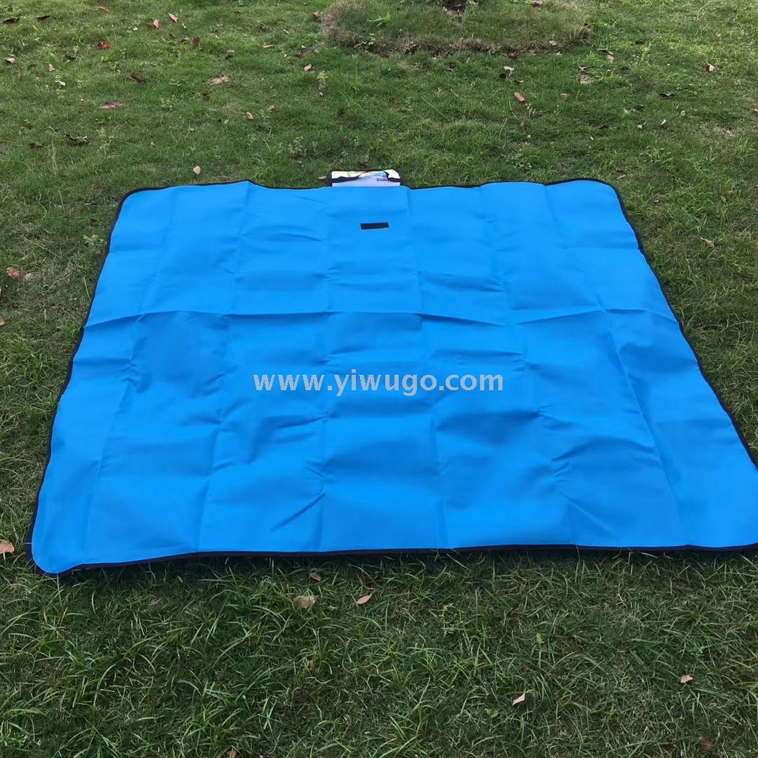 Outdoor waterproof Oxford cloth acrylic waterproof mat picnic mat mat in a number of colors available from stock thumbnail