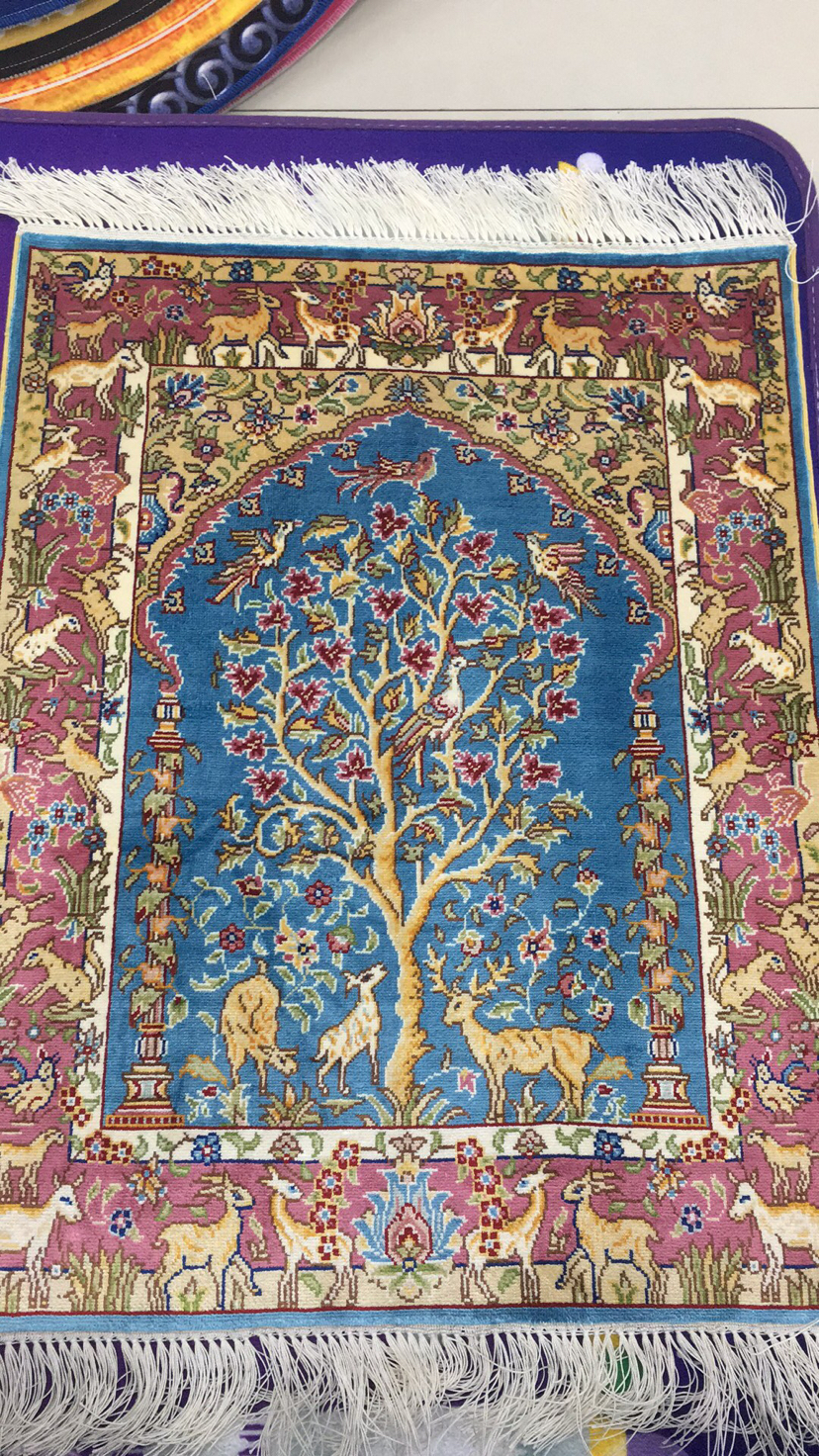 Handmade silk tapestries details Picture