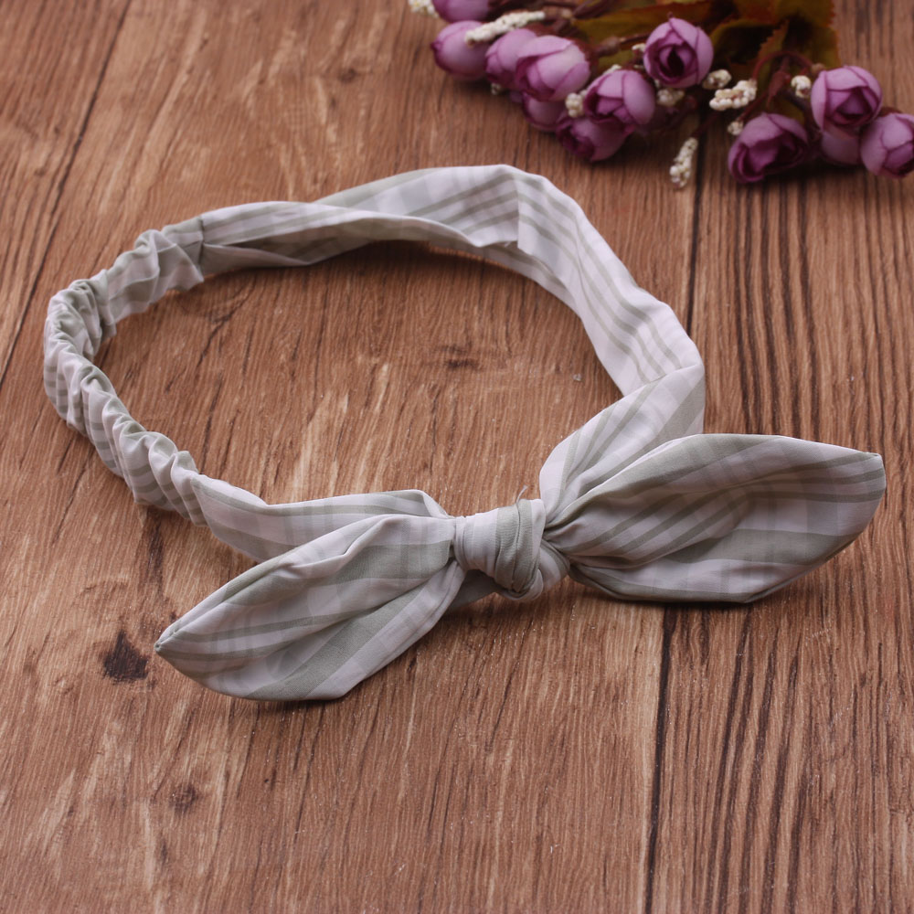 10-yuan store accessories: Bow hair clips, headbands, rubber bands, rabbit ears, hairpins, flower hair clips, and hair bands Application Scenario