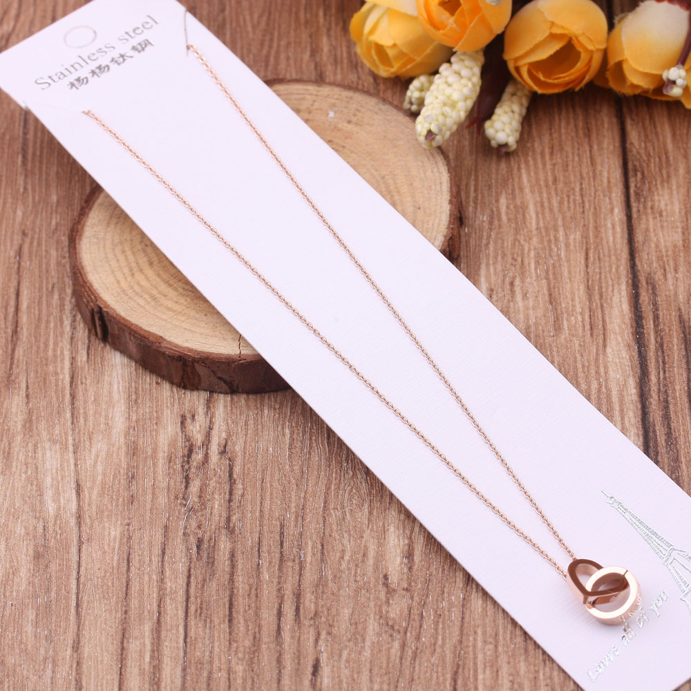 Four-leaf clover necklace, 18k rose gold, Taiyuan Iron and Steel color gold titanium steel collarbone chain, Instagram cool clover pendant, Internet celebrity