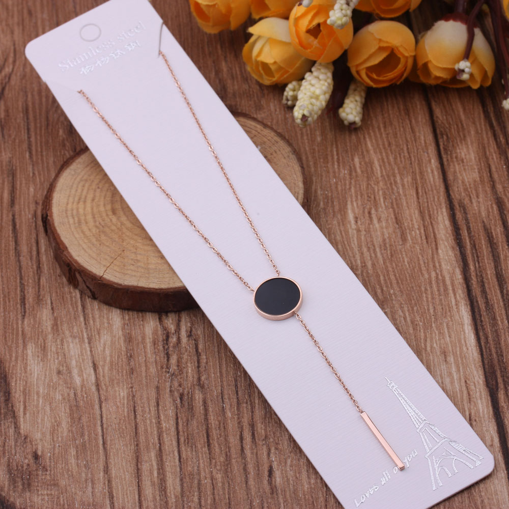 Colorful gold ring necklace, a trendy female Internet celebrity, simple and elegant, niche collarbone chain for women, 18K rose gold titanium steel pendant style details Picture