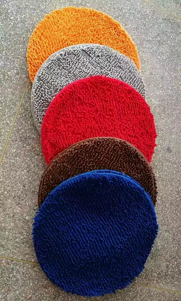 Round silk floor mat thumbnail