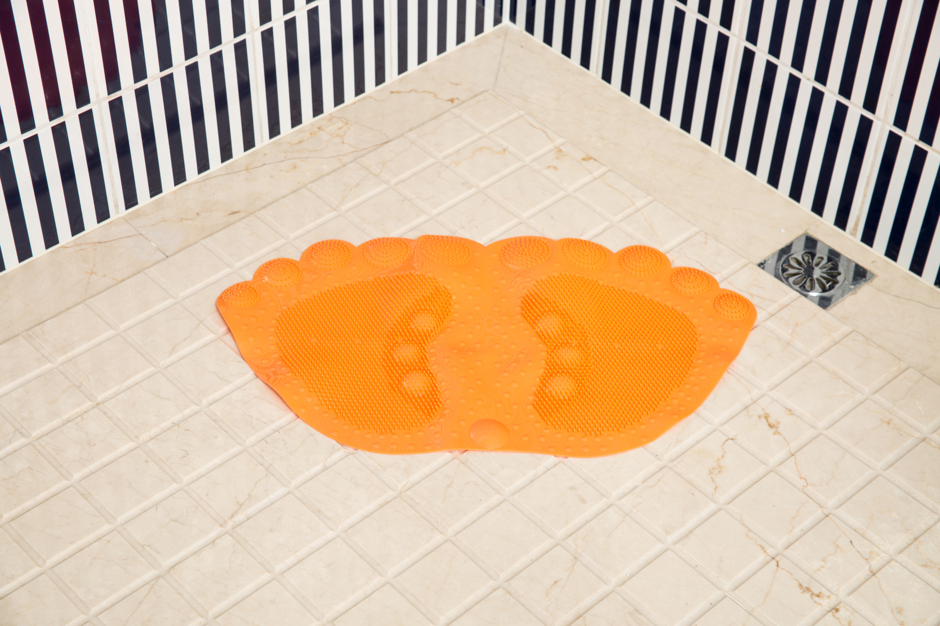 Bathroom color anti-slip mat, shower, household PVC washroom, bath foot mat, bathroom toilet, bathroom floor mat Specification image