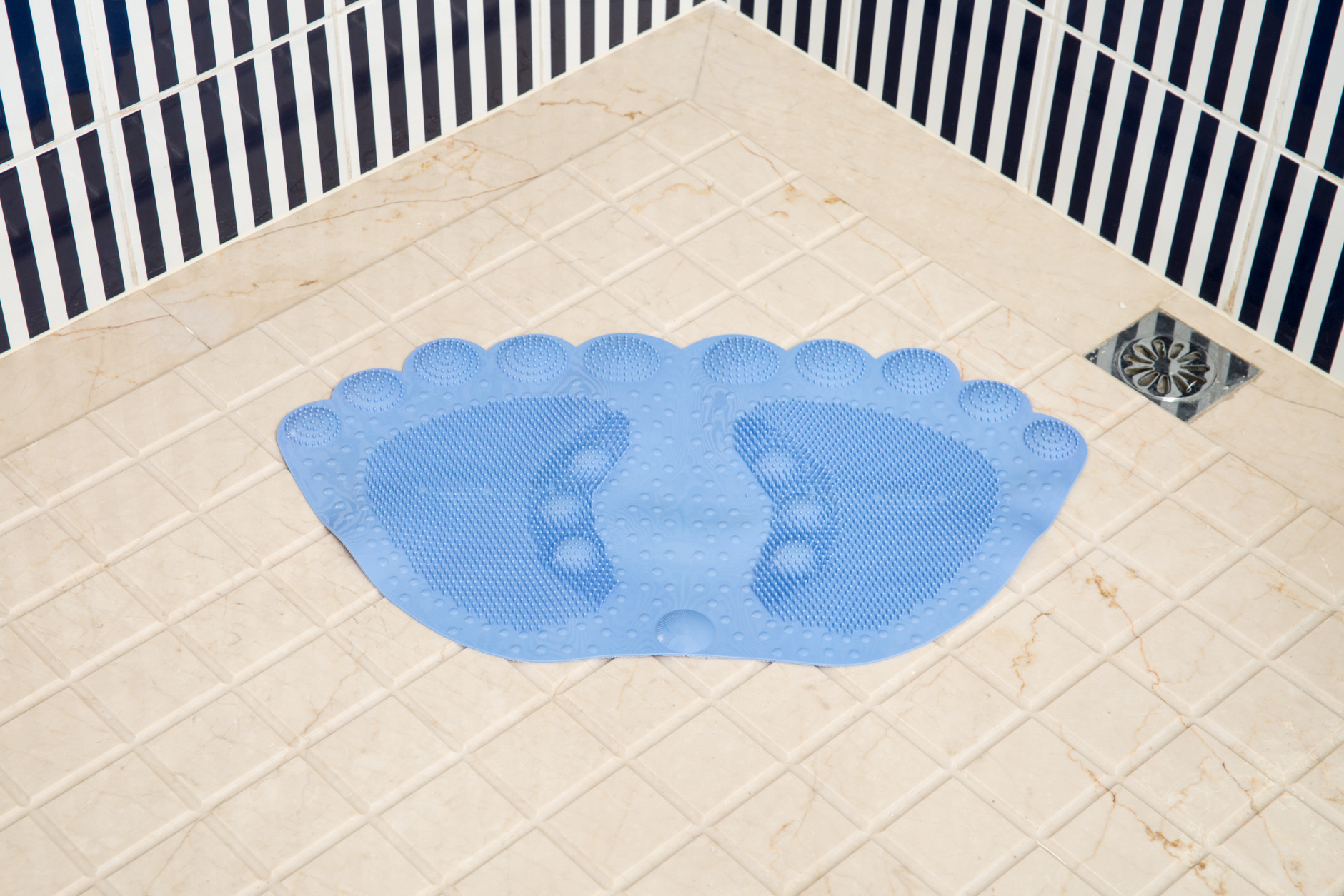 Bathroom color anti-slip mat, shower, household PVC washroom, bath foot mat, bathroom toilet, bathroom floor mat Application Scenario