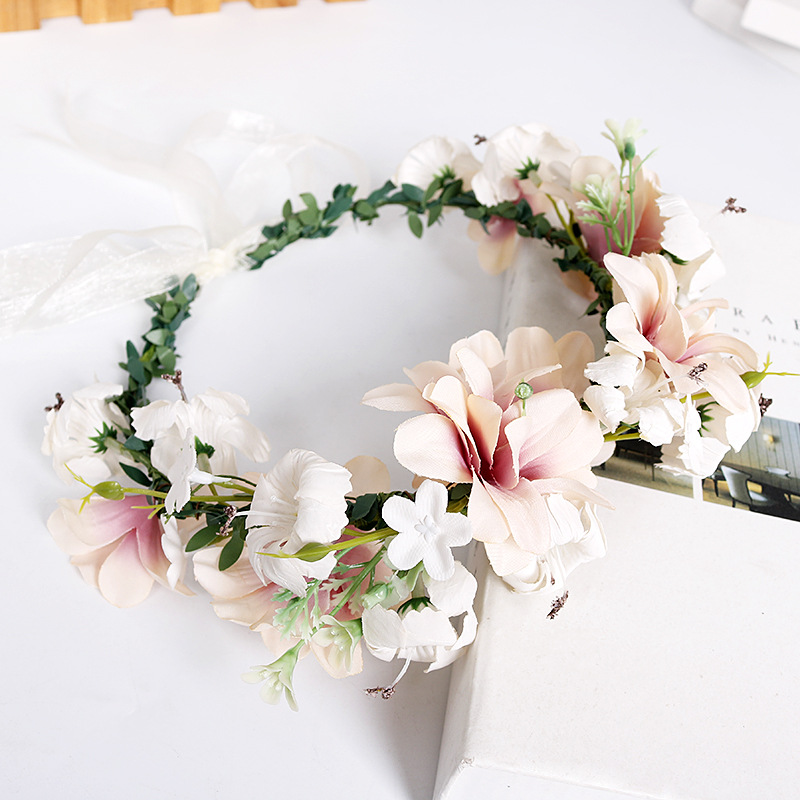 Xinyun's new garland bride headwear hair accessory, European-style fabric handcrafted sweet hair band, wedding flower head, performance head flower details Picture