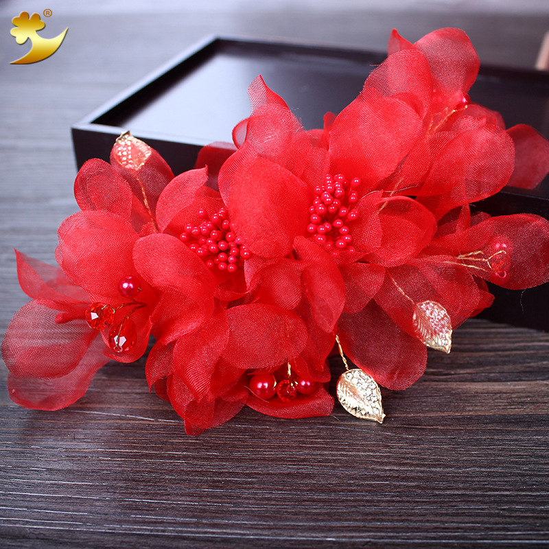 Xinyun Japanese and Korean bride headwear, handcrafted silk gauze white flower hair clips, studio wedding dress headwear accessories in stock details Picture