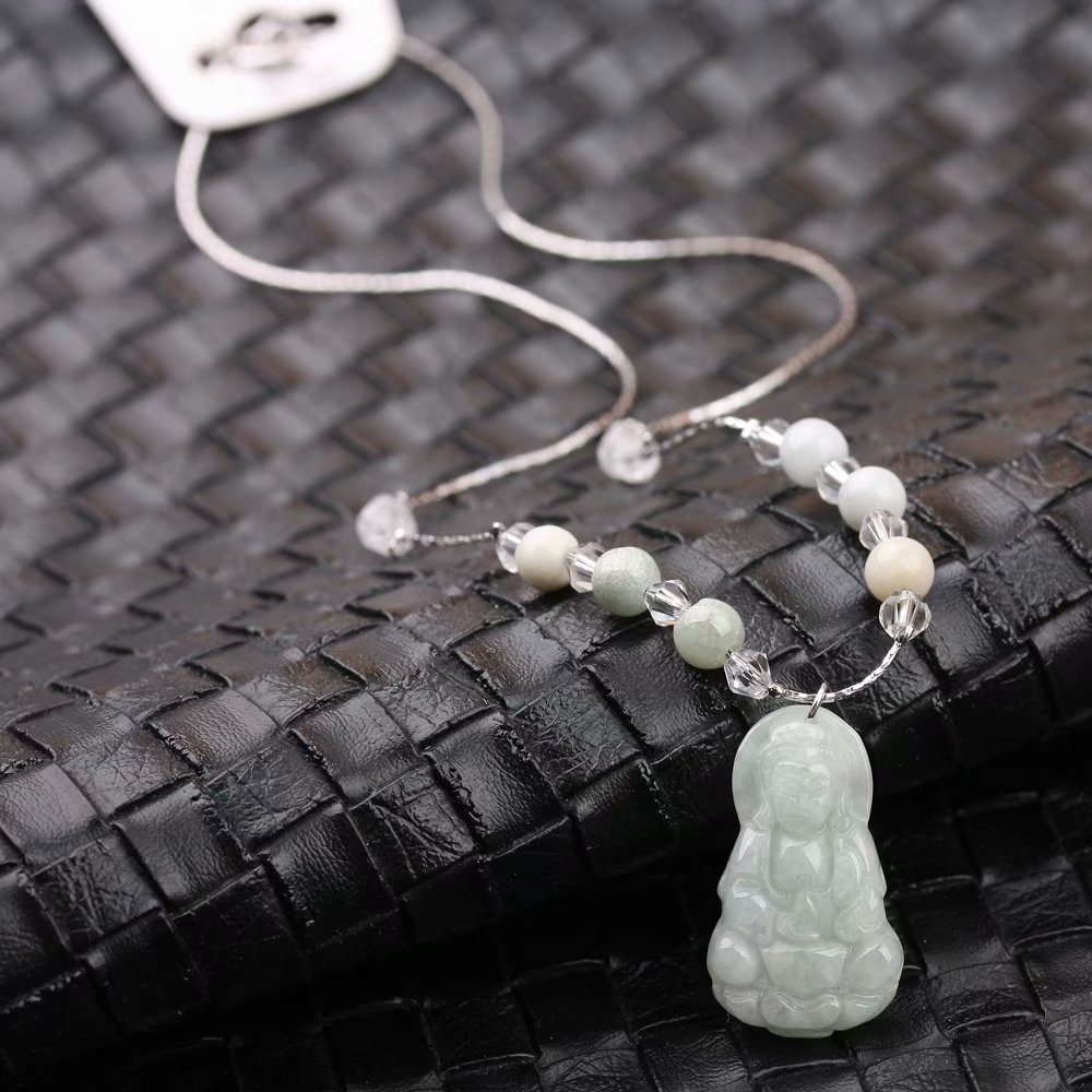 European and American golden sexy invisible neck chain, multi-layer double-layer collarbone chain, women's neck accessory, neck strap, short Korean necklace Application Scenario